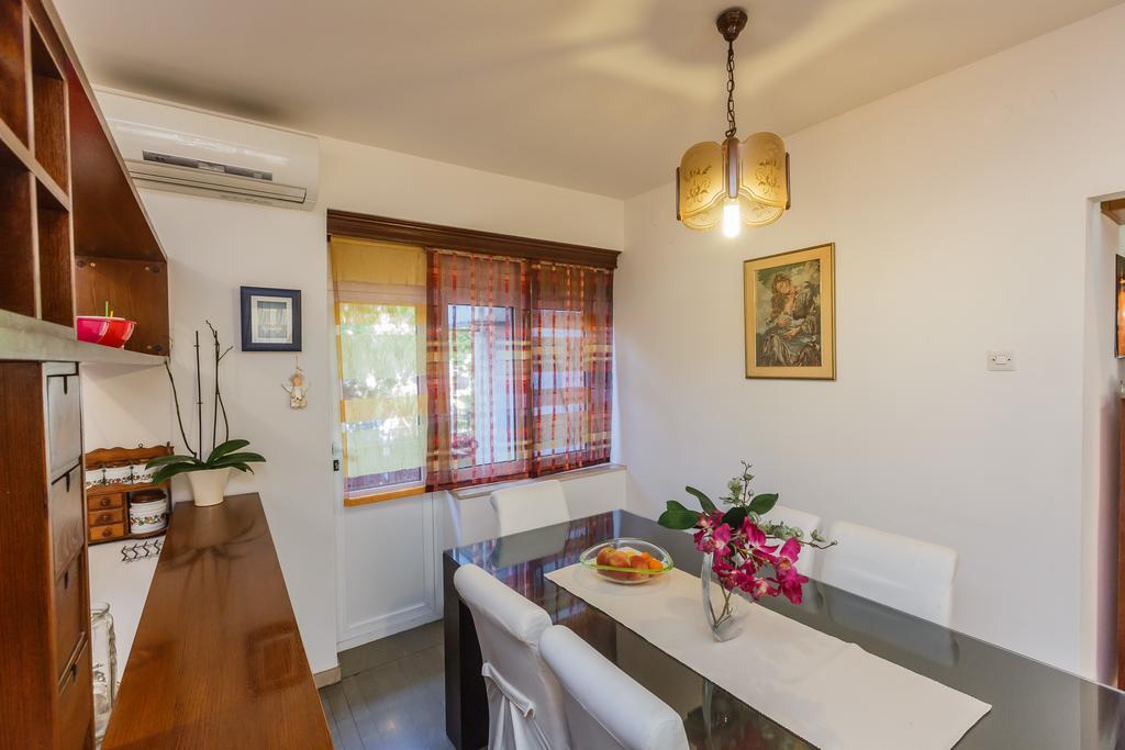 Apartments Ruzic สปลิท ภายนอก รูปภาพ