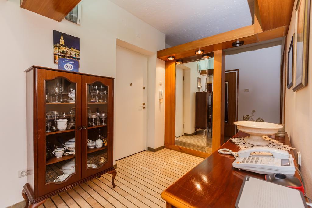 Apartments Ruzic สปลิท ภายนอก รูปภาพ
