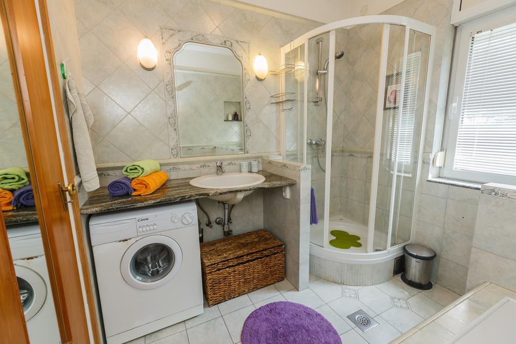 Apartments Ruzic สปลิท ภายนอก รูปภาพ
