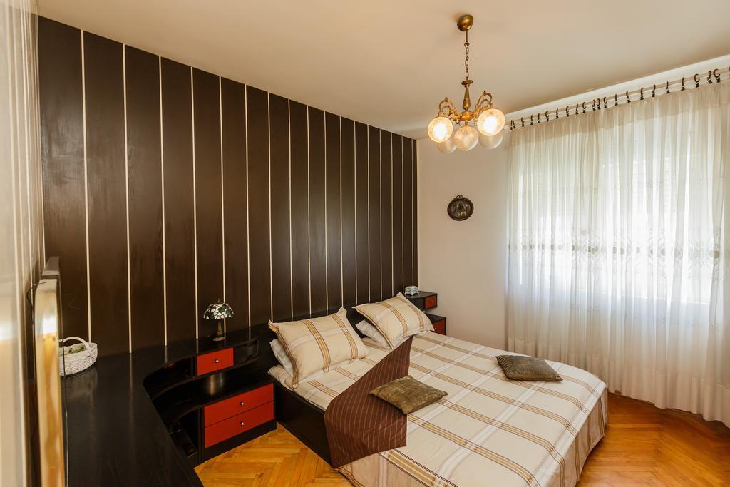 Apartments Ruzic สปลิท ภายนอก รูปภาพ